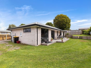 Triple income stream – strong yield opportunity