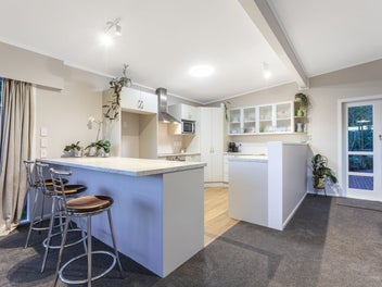 Live, Entertain, Enjoy! - Auction