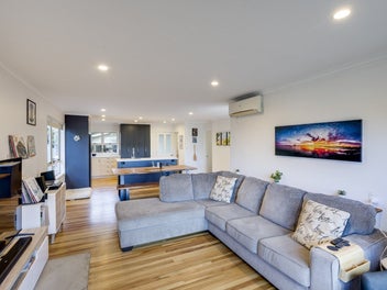 Stylish, Spacious and Perfectly Located
