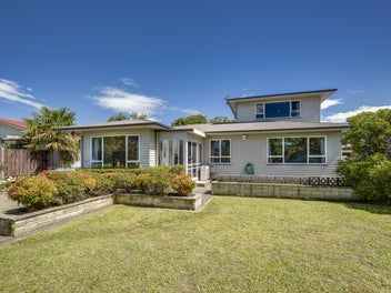 Stylish, Spacious and Perfectly Located