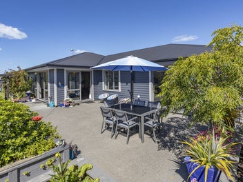 Fall In Love With This Impeccable Family Home