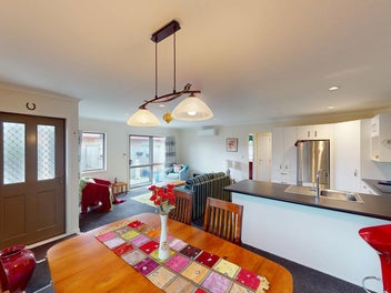 SIMPLY, RELAX HERE | 30/91 MAKO MAKO ROAD, LEVIN