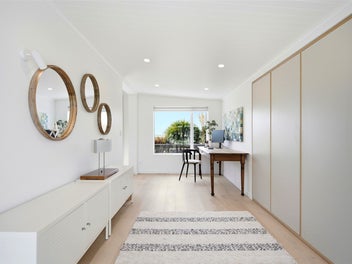 A Place Where Mornings Begin at the Water’s Edge