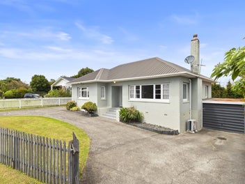 Affordable entry level in Waiuku