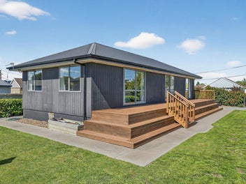 Sun-soaked, Double Glazed - 2018 Build