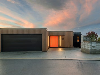 Architectural Form, Uninterrupted Outlook