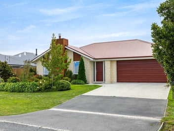 Private and Easy Living in Prime Location