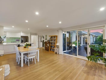 Brick & Tile: Live the Dream in Nature.