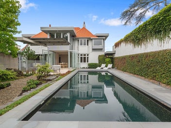 A Dialogue Between Classic and Contemporary