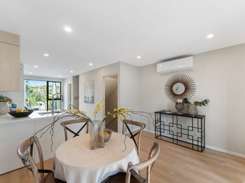 Modern Sophistication in the Heart of Glen Eden