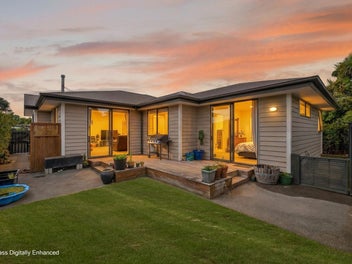 Family Living with Space & Sun!