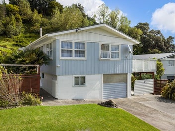 Kiwi Classic with Views & Character