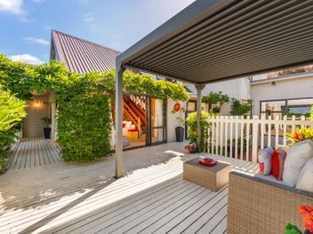 Large Seaview Home Offering One Year Settlement!