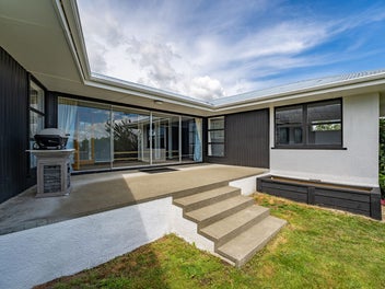 Elevation, Outlook and Convenience