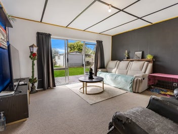 Mamaku Magic! First Home Delight!