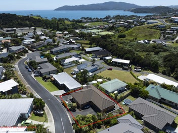 CABLE BAY HAVEN WITH CAMPERVAN ACCESS