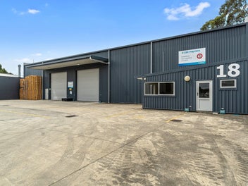 Image 1 of 6