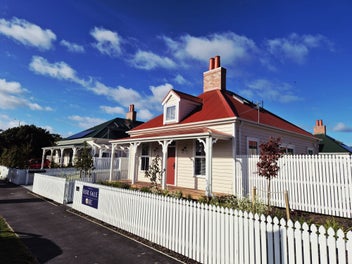 2/3 Waitikiri Drive, Heritage Villa by Brooksfield