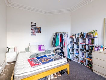 Strong Cashflow, Secure Lease, Prime Position