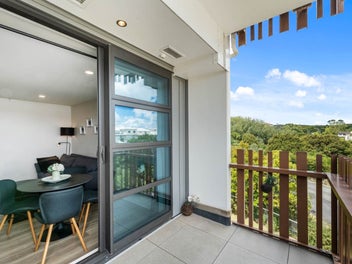 Well-Priced & Convenient Albany Central Lifestyle