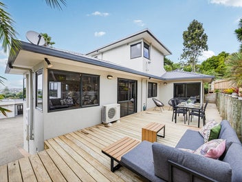 Sun-Filled Spacious Family Living