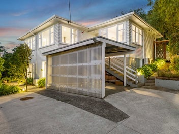 BEO $995,000 | A Private Oasis with Income Potenti