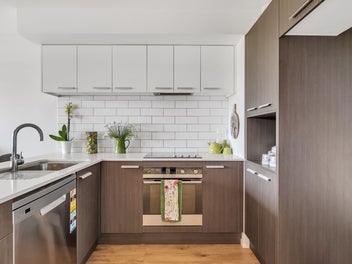 Coastal Ease with an Elevated Outlook