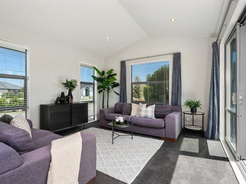 Solar Smart, Style Savvy in Lincoln