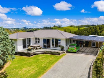 Maungaturoto equestrian lifestyle