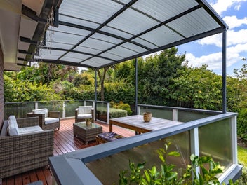 Relaxed Living With A View