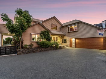 Live the Lifestyle Dream on the Peninsula