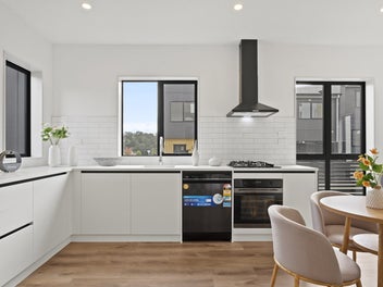 4 Hera: Brand New Standalone Four Bed