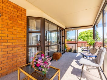 Stay Warm and Live Simply