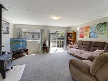 Easy Care, Affordable Starter!