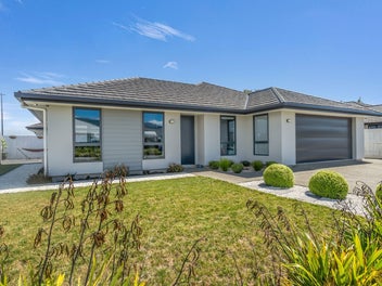 Low-Fuss, High-Comfort Living