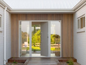 Modern Living, Natural Views