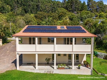 Rear Opportunity in Whatamango Bay