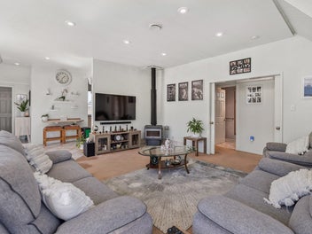 RARE Second Chance Opportunity - Aussie bound!