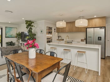 Easy living, exceptional location