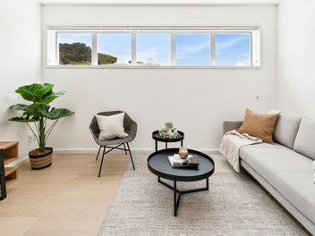 STYLISH, CENTRAL, CONVENIENT (PRICE REDUCED)