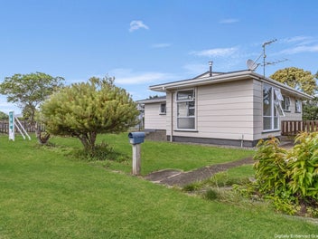Move In, Rent Out or Refresh – Hawera Gem