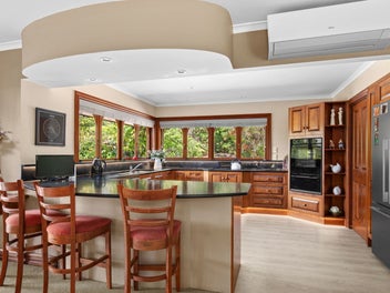 Executive Lifestyle Sanctuary on 4.8ha