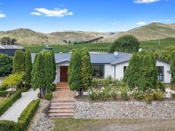 Executive lifestyle with space & opportunity