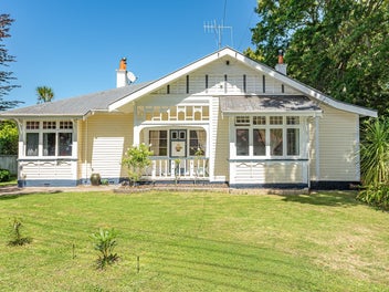 Corner the market in College Estate