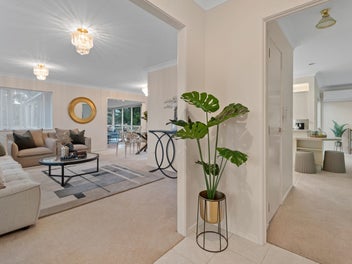 Sun-drenched, Single-level and Freehold!