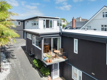 Rare Bayside Opportunity