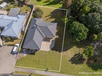 Brick, Tile & Reserve-Side Living