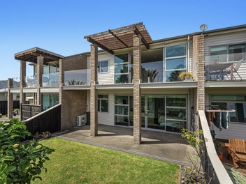 Quiet Street, Quality Home, River Access