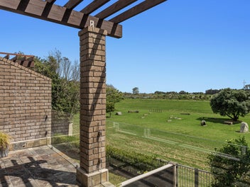 Quiet Street, Quality Home, River Access