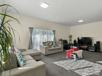 FIRST TIME ON THE MARKET IN 3 DECADES